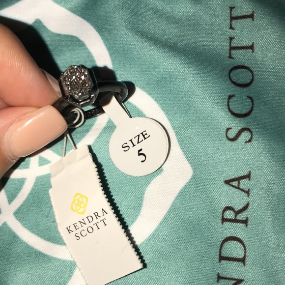 Kendra Scott Ring